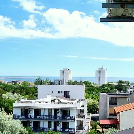 Отель Blue Sky 3*